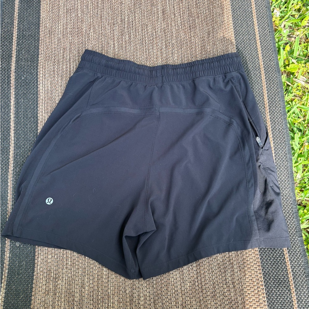 🚨LAST CHANCE!🚨Lululemon Pace Breaker 5” shorts